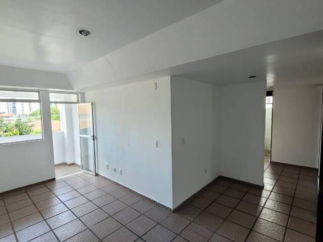 #121 - Apartamento para Venda em João Pessoa - PB
