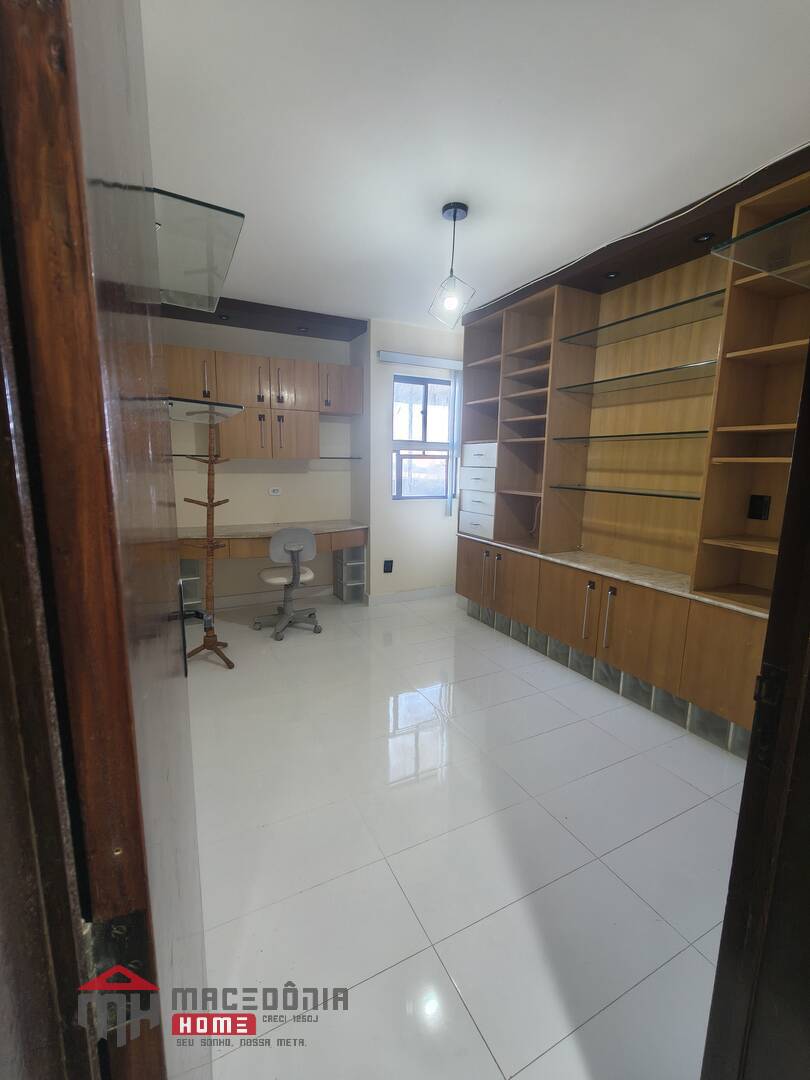 Apartamento, 3 quartos, 125 m² - Foto 2